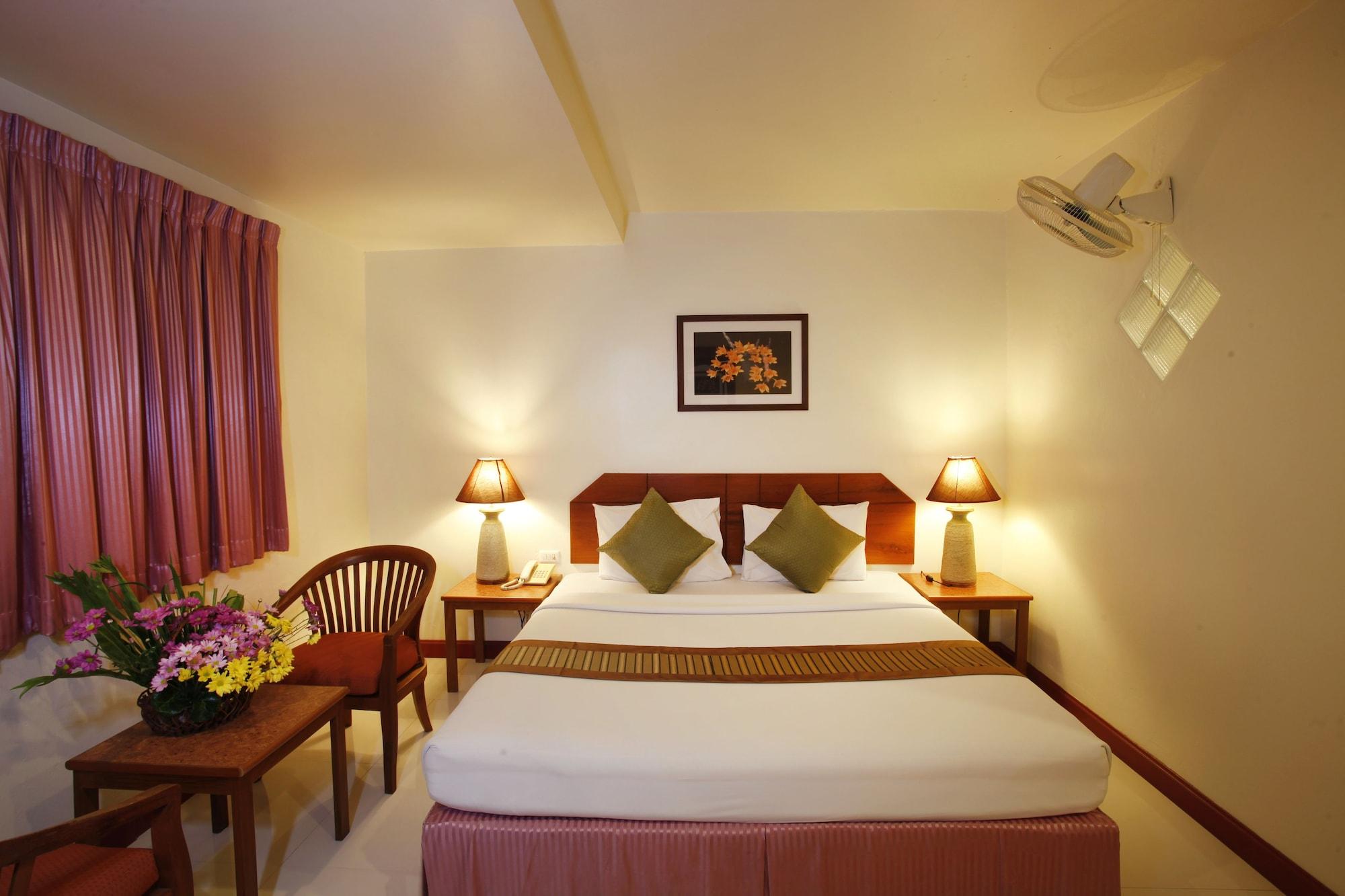 Orchid Resortel Patong Exterior photo
