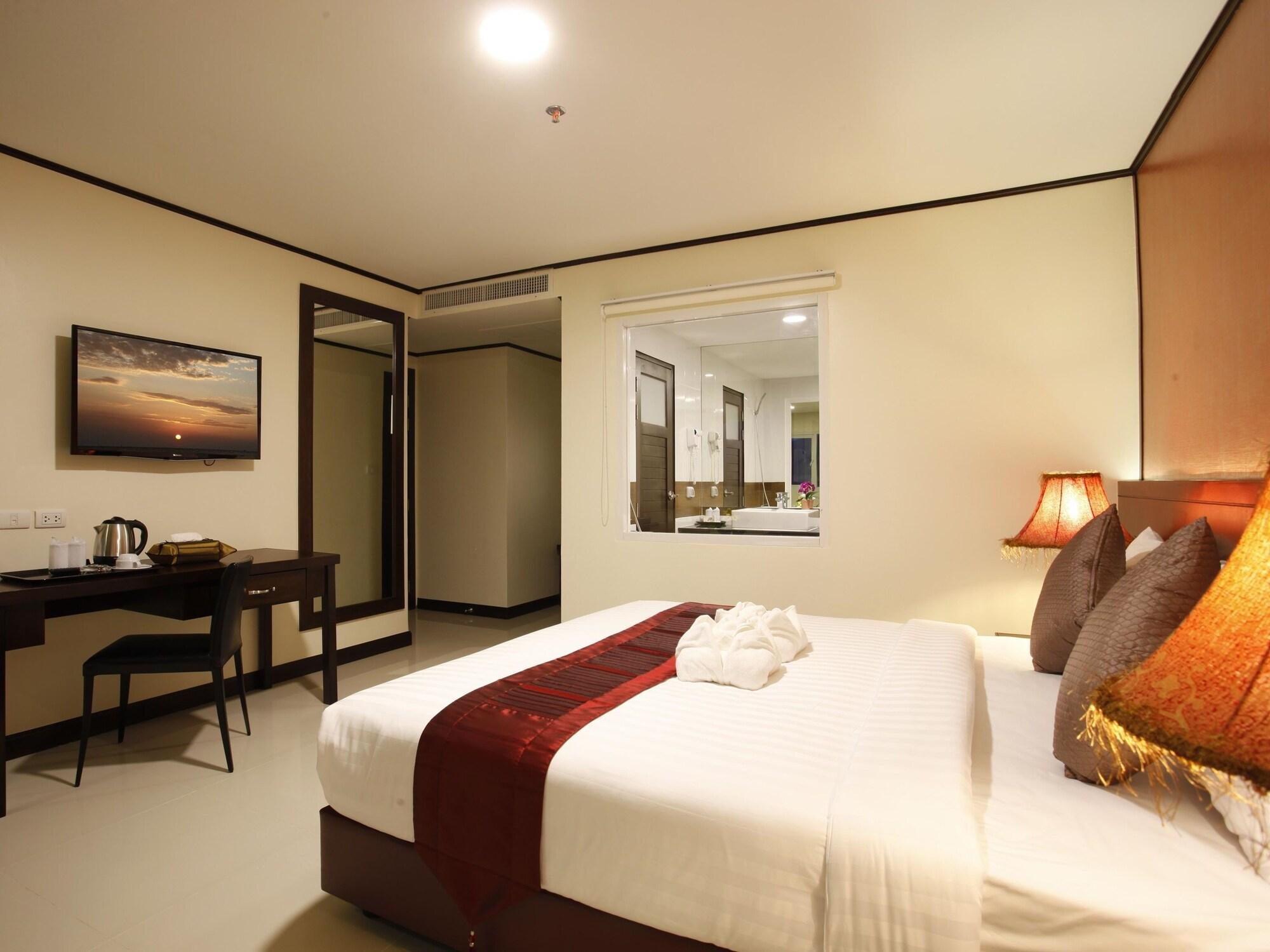 Orchid Resortel Patong Exterior photo